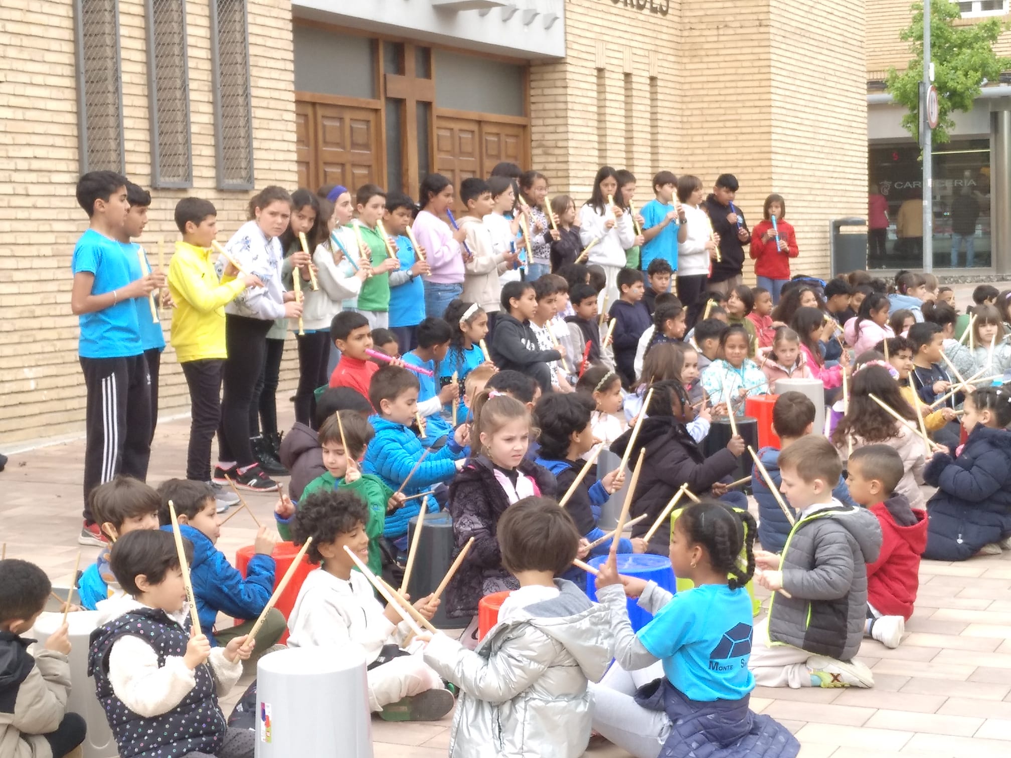 El Colegio Público Monte San Julián de Tudela participa en celebrar el 
