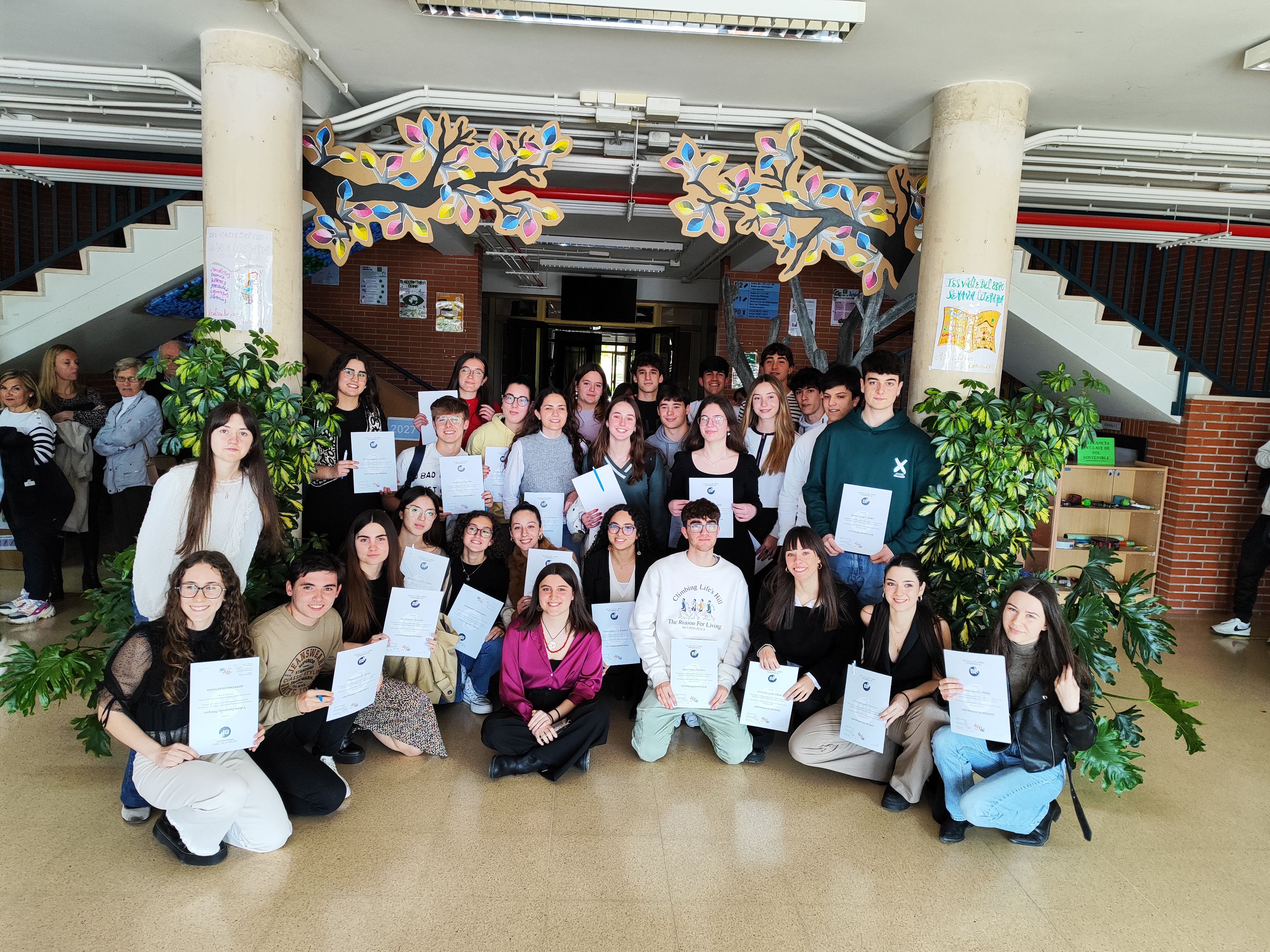 Graduación del alumnado de Bachillerato de Investigación del IES Valle del Ebro R