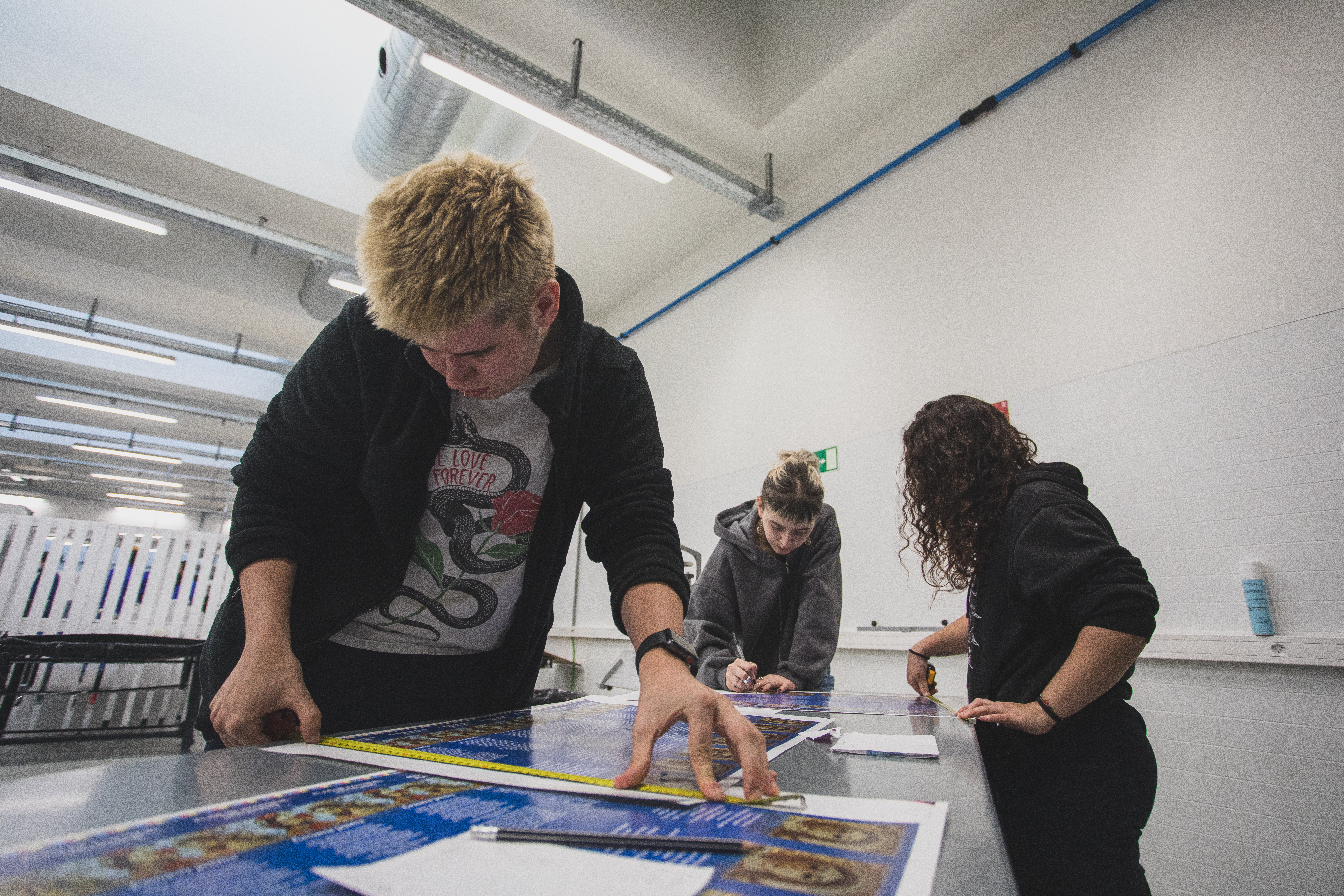 Más de 16.000 estudiantes de FP se formarán este curso 2025 / 2026 en el modelo Dual en el que están comprometidas ya más de 2.361 empresas navarras