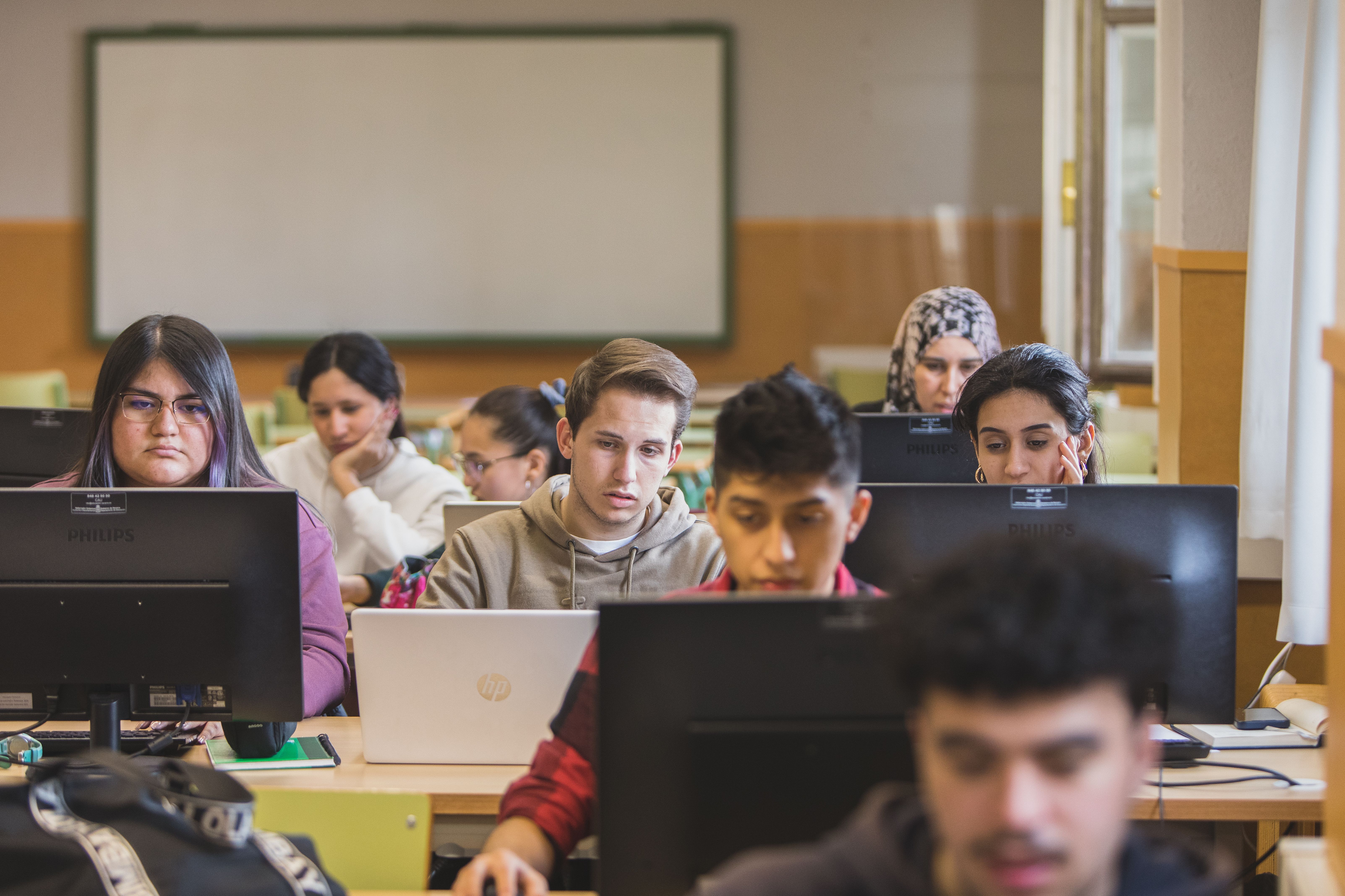 Educación impulsa un Acuerdo Marco para facilitar las estancias formativas de alumnado de FP Dual en los departamentos del Gobierno foral