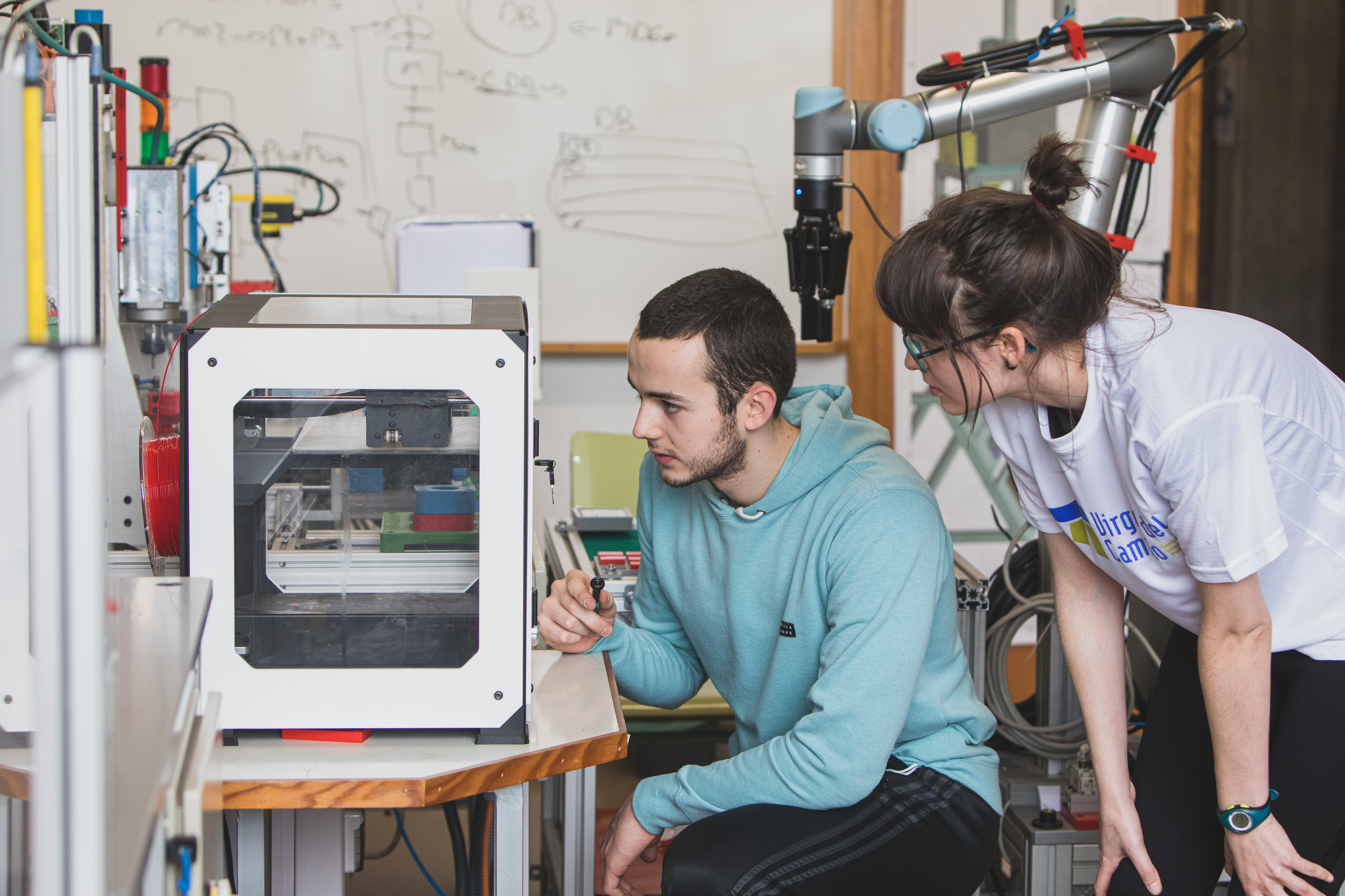 El 90% del alumnado de los segundos cursos de FP Dual navarra ya ha realizado sus estancias formativas en empresas o tiene fecha inmediata de incorporación