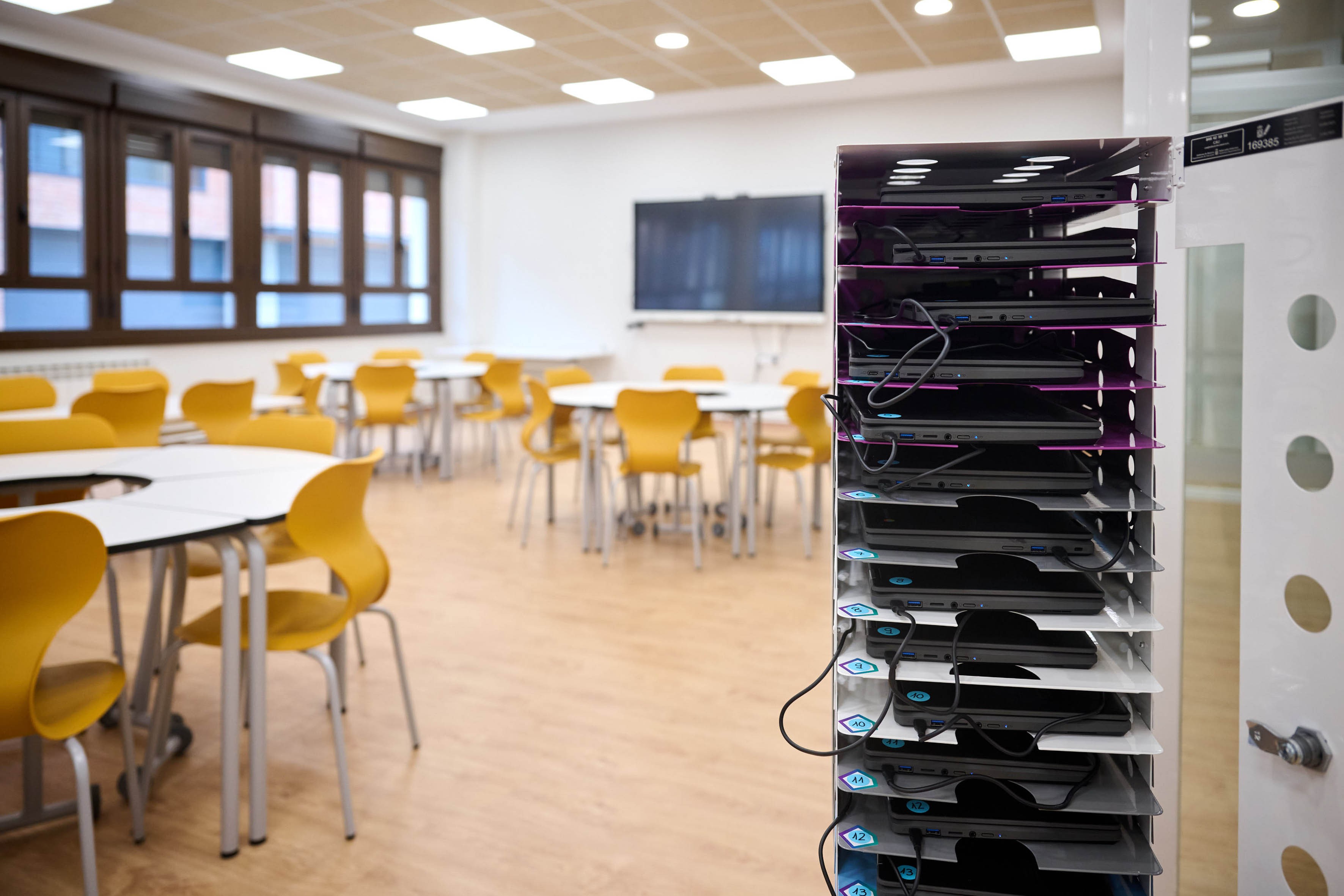 Educación destina 220.000 euros en ayudas para crear 15 nuevas aulas ikasNOVA en centros públicos el próximo curso
