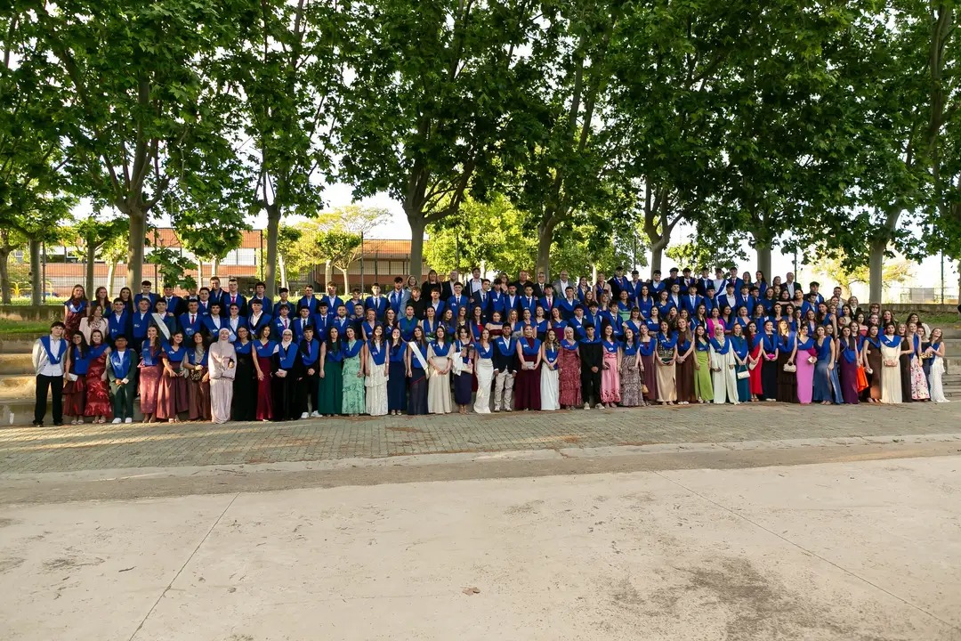 Acto de graduación de Bachillerato y Bachillerato de Investigación en el IES Valle del Ebro